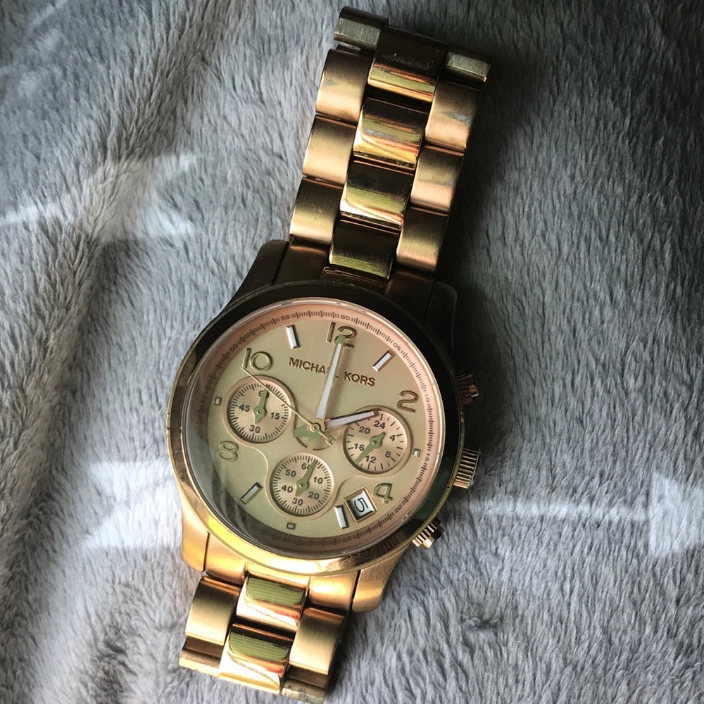 *AUTHENTIC* Michael Kors Watch- Rose Gold